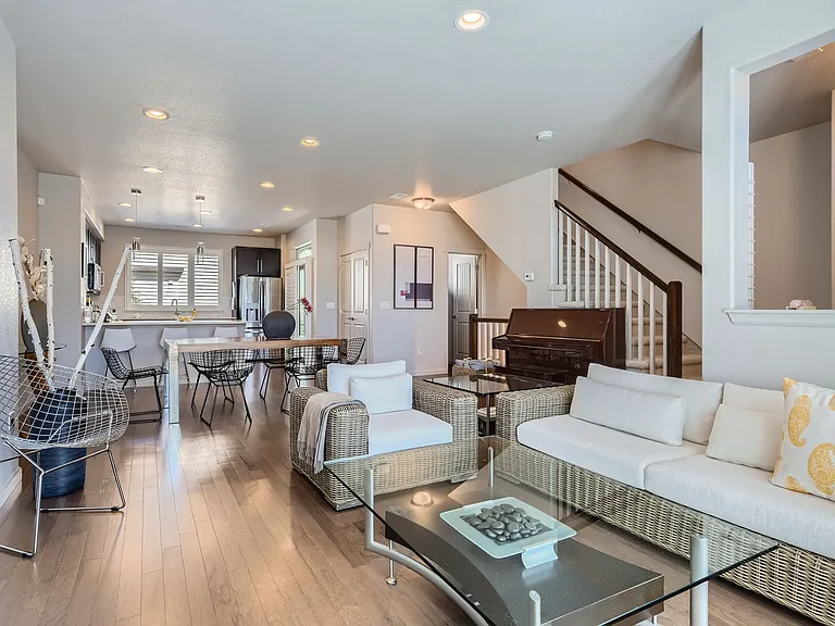 15615 W La Salle Ave — Photo 8