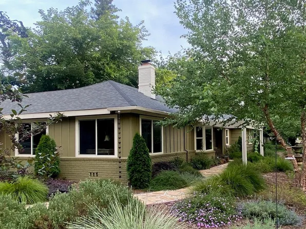 6200 Mahala Dr, Carmichael, CA 95608
