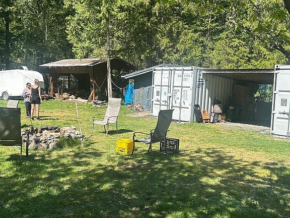 5th image of 19601 E Silver Skagit Rd