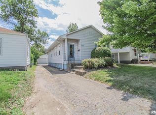 1604 W Washington St, Springfield, IL 62702