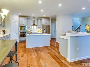 1701 Pantego Trl, Cary, NC 27519