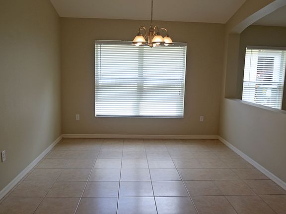 5th image of 35132 Meadow Reach Dr