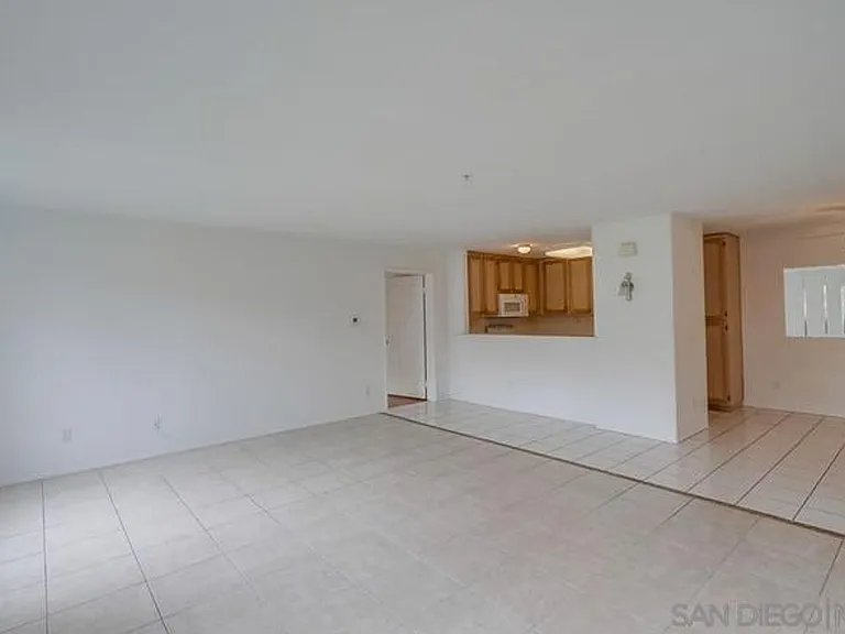 2045 Burton St #51 — Photo 8