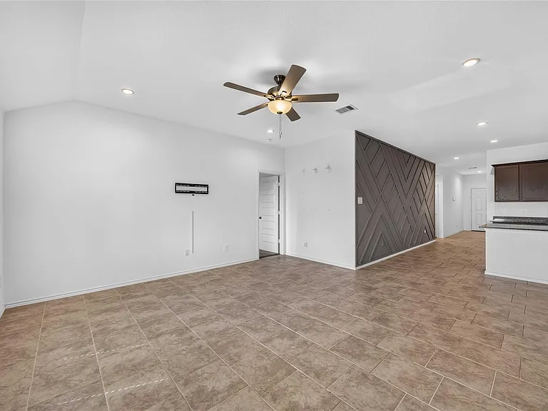 7535 Fierce Friesian Ln — Photo 10