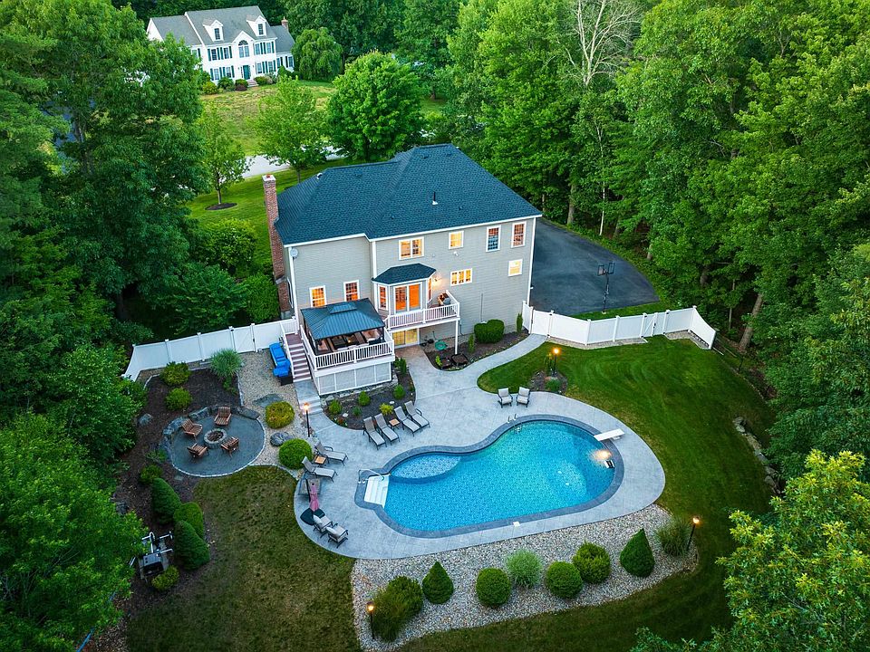 1st image of 24 Thurston Drive