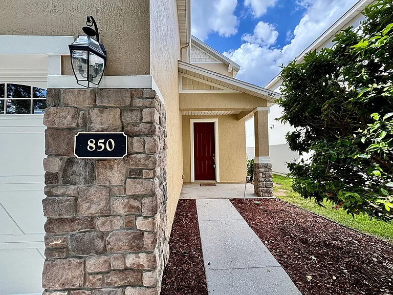 850 Quiet Stone Ln — Photo 2
