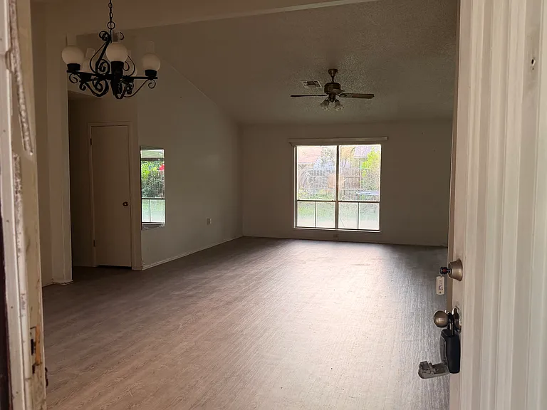 12723 La Quinta St — Photo 3