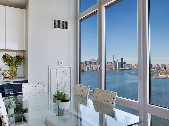 3rd image of 2 Northside Piers Penthouse 4