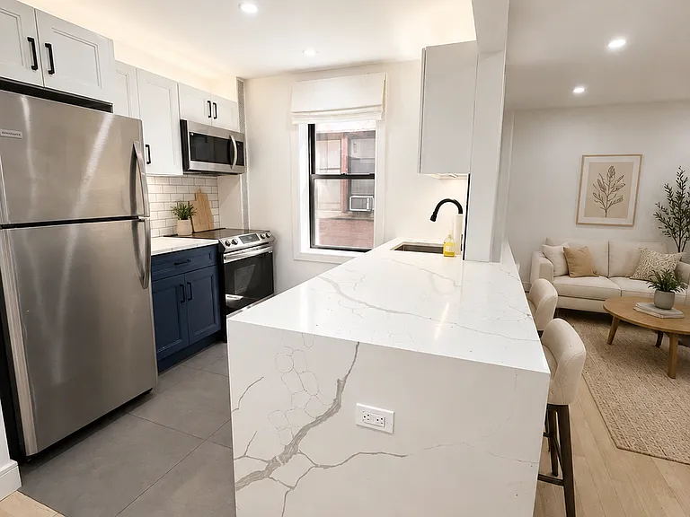 595 Metropolitan Ave #E1 — Photo 2