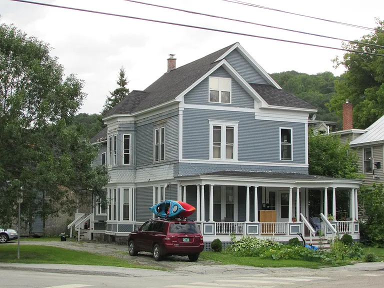 7 Liberty St #1 — Photo 1