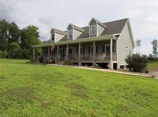 8845 Minnie Helsabeck Dr, Rural Hall, NC 27045