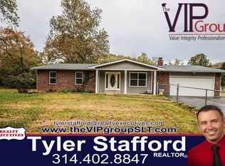 6209 Carolyn Sue Dr, High Ridge, MO 63049