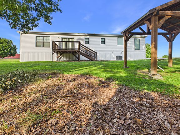 5th image of 7689 Pine Meadows Dr