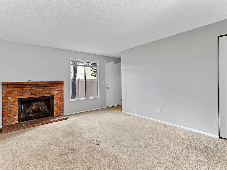 8311-8315 SE 17th Ave — Photo 5