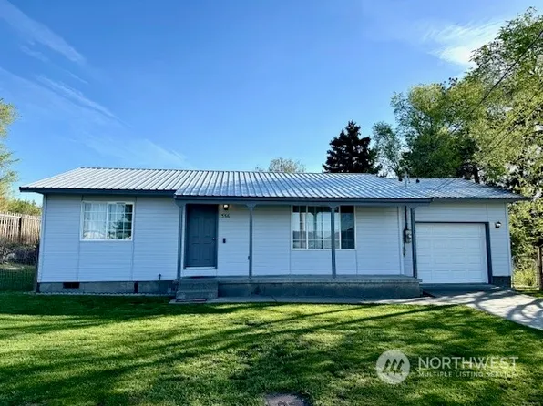 356 Spokane Street, Okanogan, WA 98840
