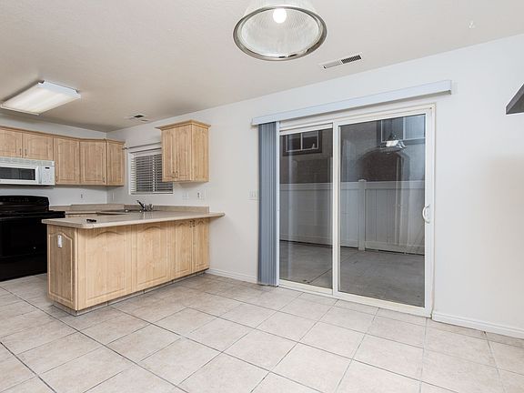 5th image of 1301 W Indian Hills Dr Unit 49