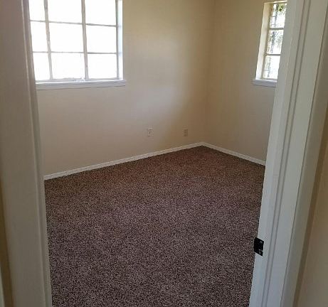 3rd image of 5608 Arrowhead Dr