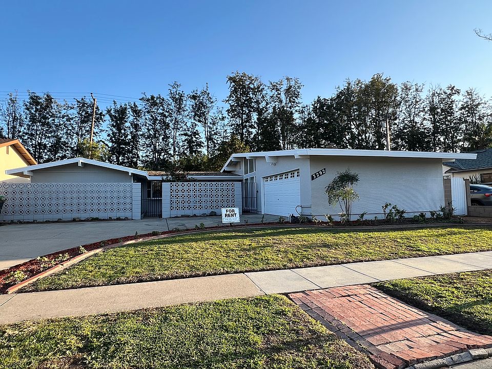1st image of 3292 Yellowtail Dr