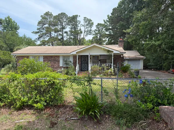 170 Madison St, Walterboro, SC 29488