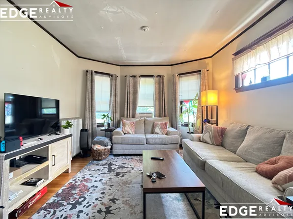 90 Nonantum St Floor 2, Brighton, MA 02135