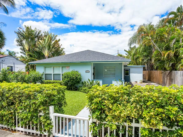 3211 Poinsettia Avenue, West Palm Beach, FL 33407