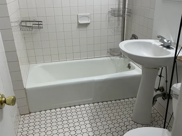 116 E 92nd St #2A — Photo 5