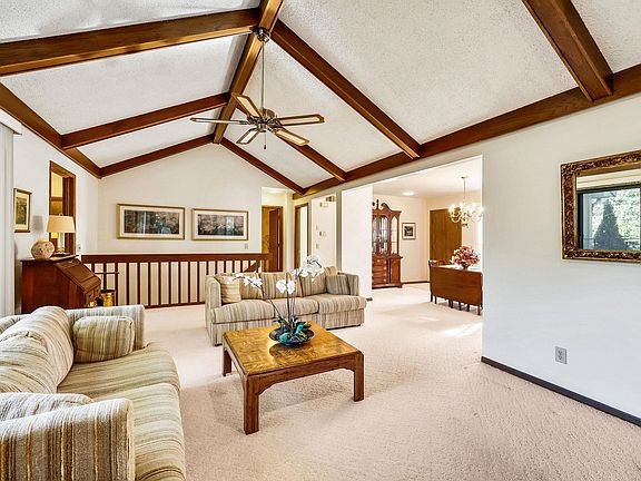 5th image of 5807 Woodcreek Ln #5807