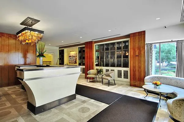 Rented by City Connections Realty | media 18