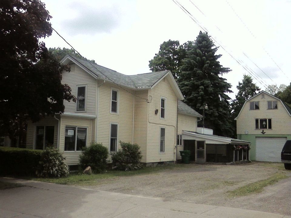 1st image of 24 Pearl St