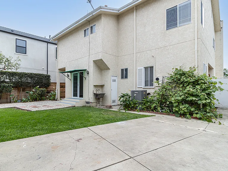 4130 Vinton Ave — Photo 35