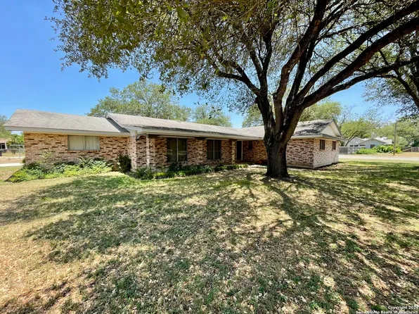 1302 22ND ST, Hondo, TX 78861