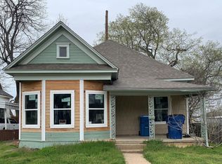 215 E Hull St, Denison, TX 75021