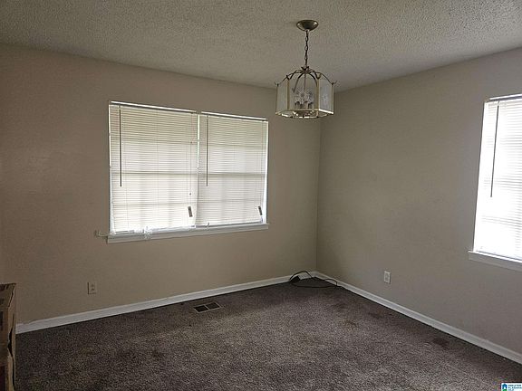 5th image of 3012 Border St