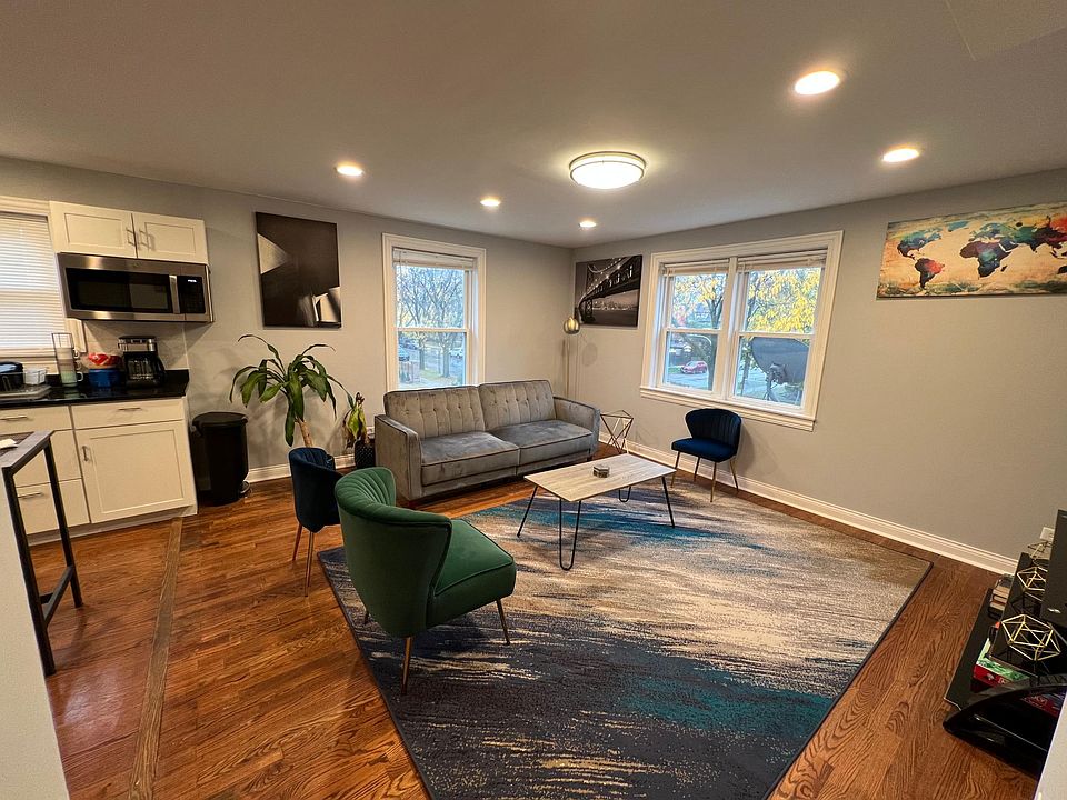 1st image of 5946 W Washington Blvd #2E