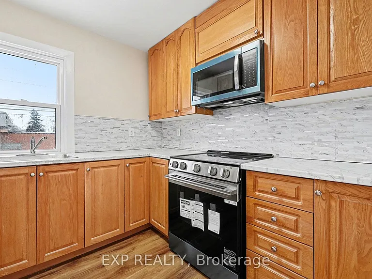 55 Spring St #A — Photo 6