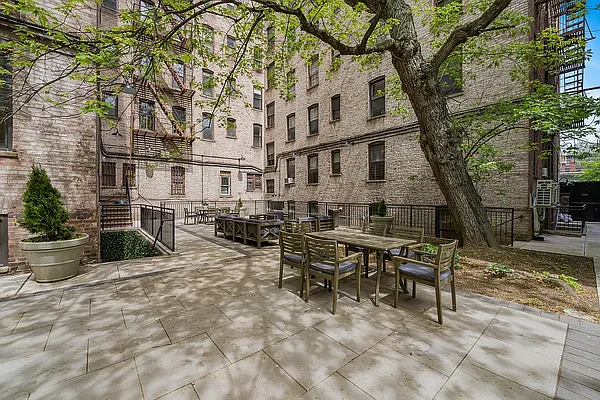 Rented by Monday Morning Management LLC | media 8