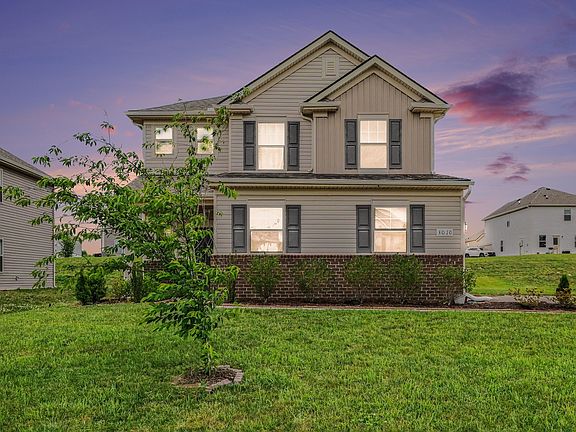 2nd image of 3010 Posada Ct