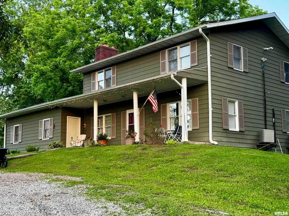 538 Boskydell Rd, Carbondale, IL 62902