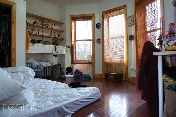 Rented by Rennit Inc. | media 8