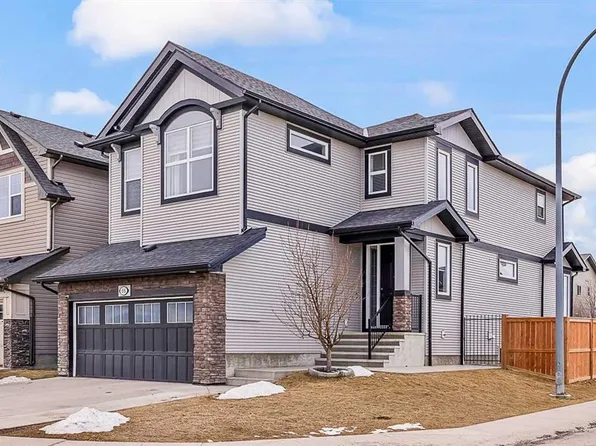 66 E Skyview Point Rise NE, Calgary, AB T3N 0G9