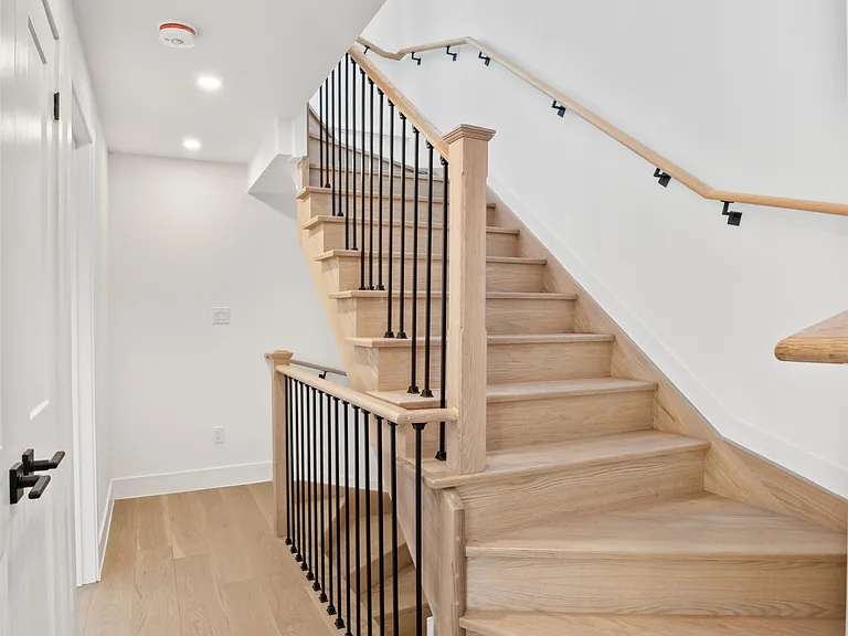 3 Heydon Park Rd — Photo 12