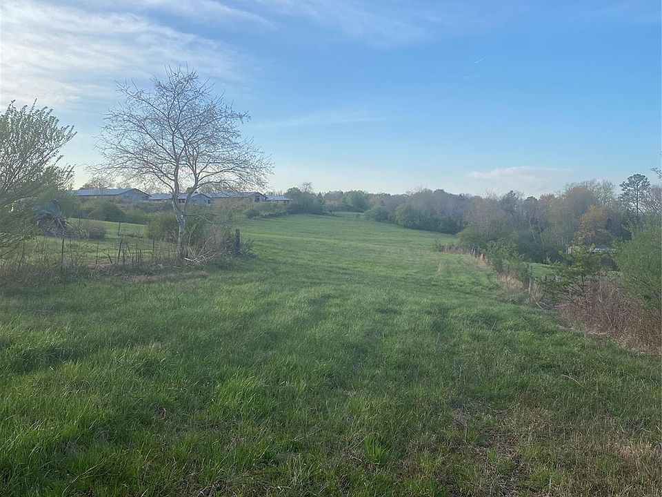 2nd image of 4558 Patton Rd