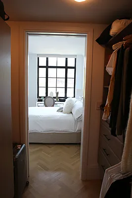 Rented by Manhattan Apartment Organization | media 43