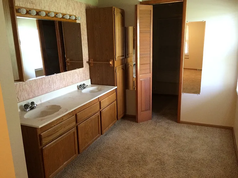 4889 Vista Hills Dr — Photo 19