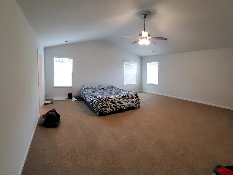 301 Royce Dr — Photo 9