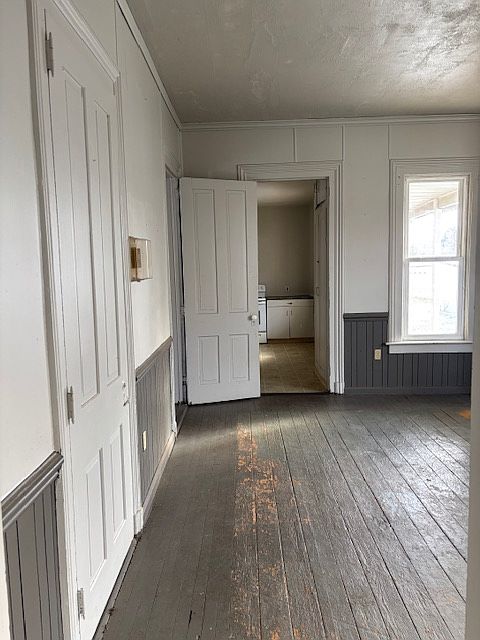 1st image of 211 Spink St #B
