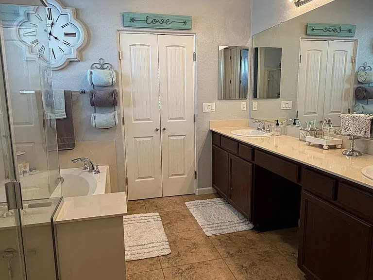 684 Brazelton Cir — Photo 9