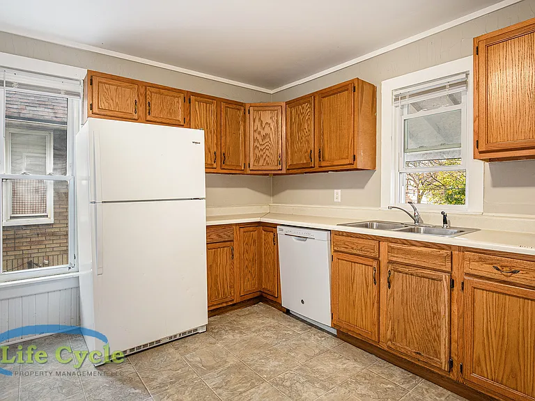 940 McReynolds Ave NW #2 — Photo 11