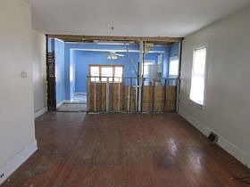 4th image of 203 Howard St