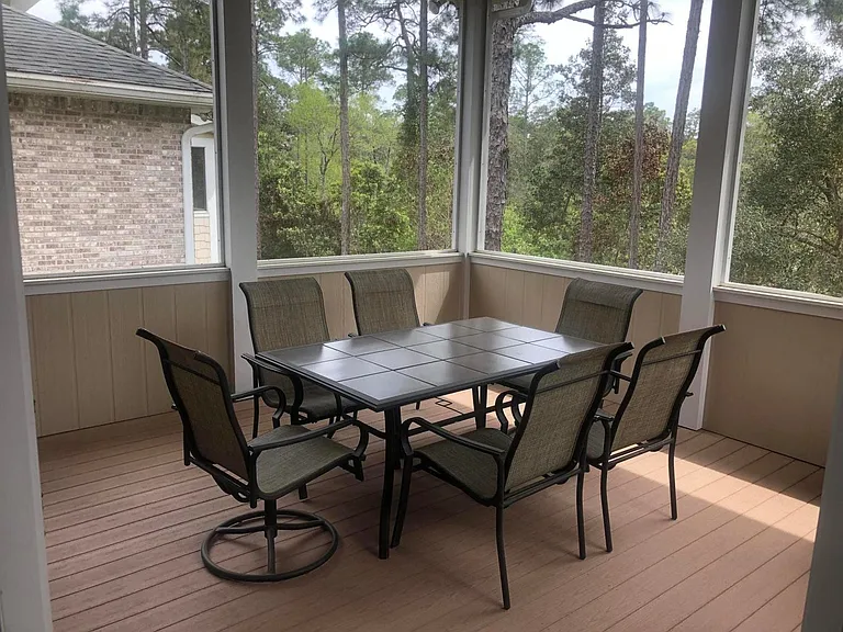 231 Gracie Ln — Photo 4
